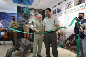Archive photo of the opening of the Galápagos Conservancy Conservation Center. Since its inauguration on June 6, 2022, we have welcomed around 15,000 visitors.